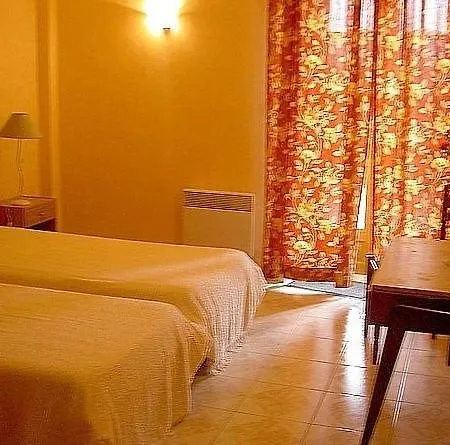 ファームステイ La Ferme Des Grisettes Montesquiou