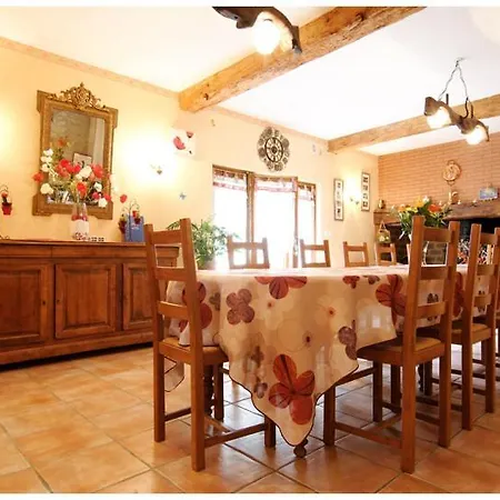 ファームステイ La Ferme Des Grisettes Montesquiou